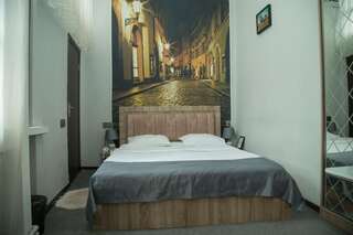 Отель Old Hotel In Baku Баку Двухместный номер Делюкс с 1 кроватью или 2 отдельными кроватями-17